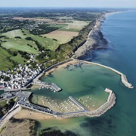 Bord De Mer Plain Pied Centre Jardin Amenage Commun Et Terrasse Privative Proche Des Plages Du Debarquement