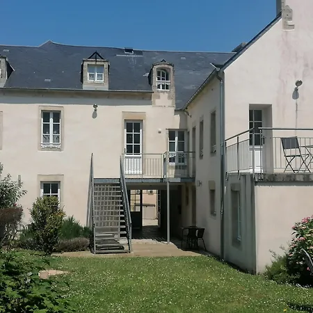Bord De Mer Plain Pied Centre Jardin Amenage Commun Et Terrasse Privative Proche Des Plages Du Debarquement Bayeux